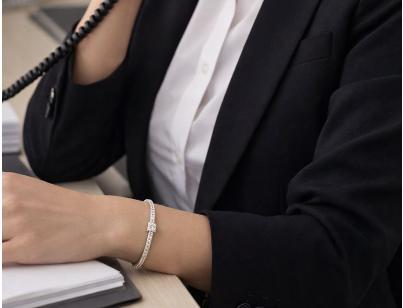 A. BRACCIALE CON DIAMANTI ORO 003